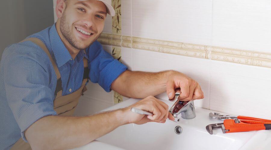 Professional tankless water heater installation in Lock Springs, MO